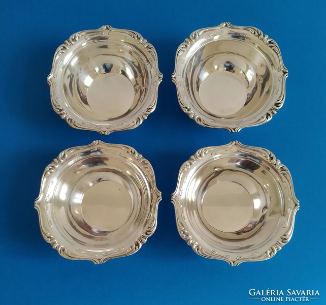Silver 4-piece serving bowl