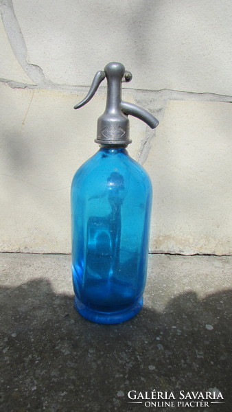 Régi kék szódásüveg
