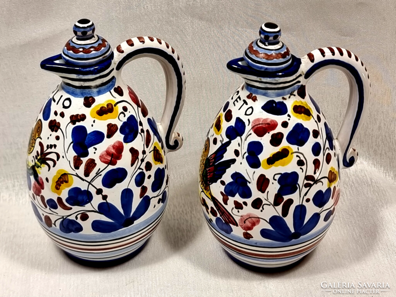 Dolci q.T. Cama deruta painted bird's eye Italy vinegar and oil ceramic spout holder with handle