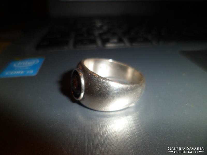Ezüst gyűrű / borostyán