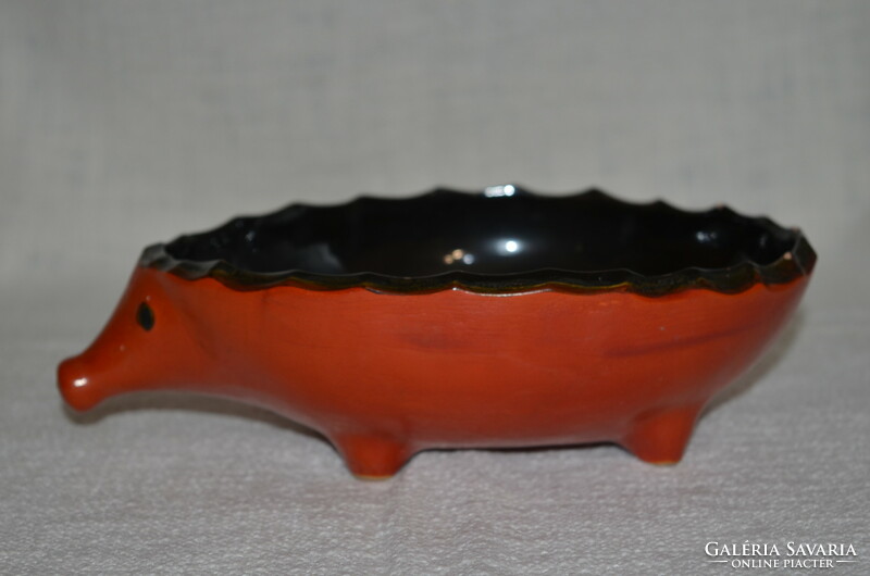 Ceramic hedgehog (damaged) (dbz 00111)