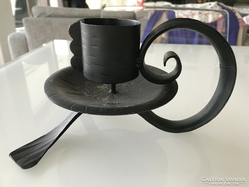Wrought iron candle holder for 5 cm thick candles
