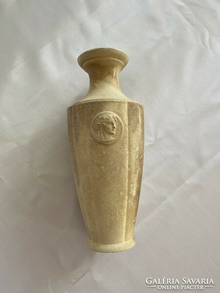 Ceramic vase with stone effect