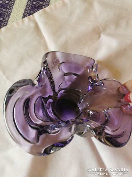 Cseh lila üveg tál 15 cm átmérőjű, ragasztott