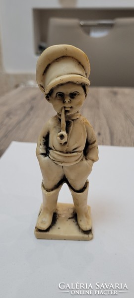 Vintage Santini resin statue. Boy smoking a pipe. 14cm