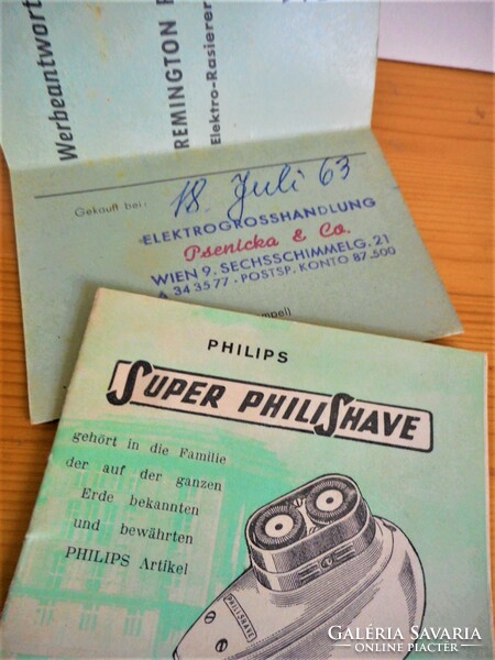 Régi Philips villanyborotva dobozában (1963, retro)