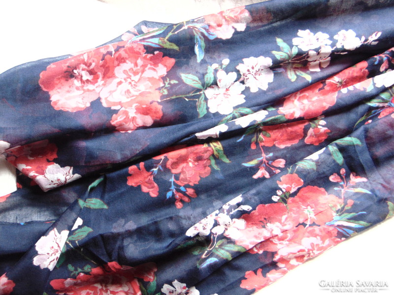 Leander floral stole and scarf on a dreamy dark blue background
