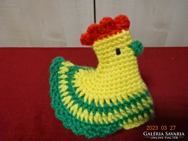 Crochet Easter hen figure, length 12 cm, height 12 cm. Jokai.