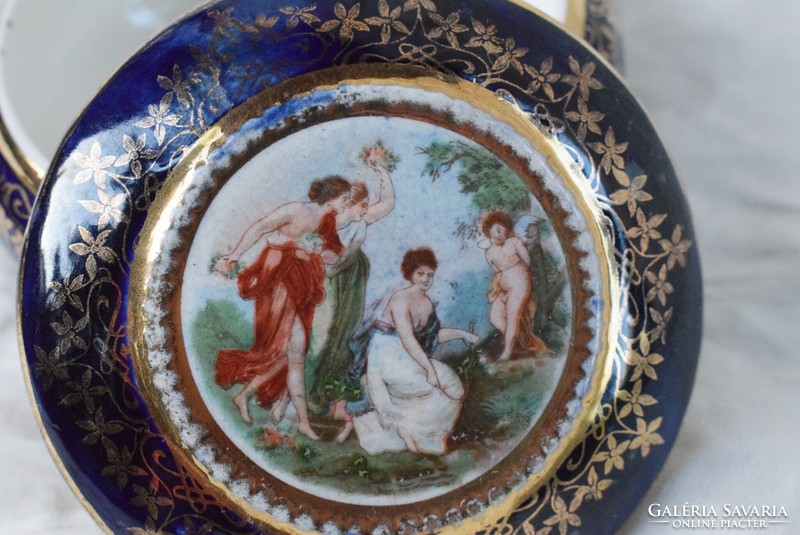 Régi Alt Wien porcelán bonbonier 10,5 x 5,5 cm