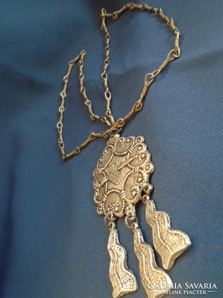 Fine art necklace with matching pendant, 100% hand made in Sweden