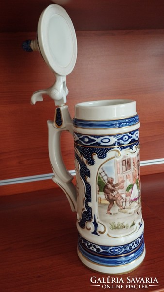 Unterweissbach - German porcelain cup with lid