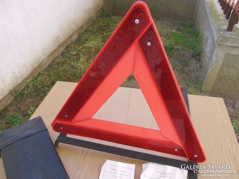Elakadástjelző háromszög (EK-4/M , nagy méret, újszerű, Akku-Gép Ipari SZövetkezet)
