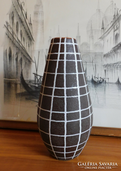 Mid century veb haldensleben checkered vase - 23 cm