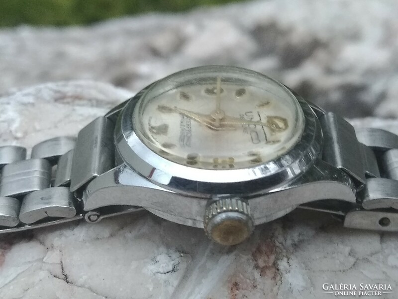 Swiss women's mechanical wristwatch