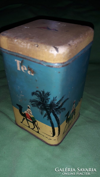 Régi Szocreál Csemege boltos fém dísz teás lemez doboz afrikai jelenet 12 x 7 x 7 cm a képek szerint