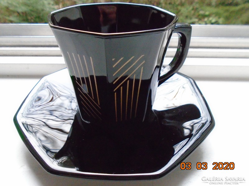 Elegáns,modern, arany vonalakkal díszített ritka OCTIME Francia fekete opál üveg csésze alátéttel