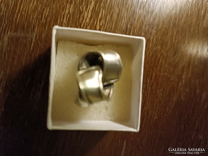 Silver bow ring 925 10.7 grams 57 es