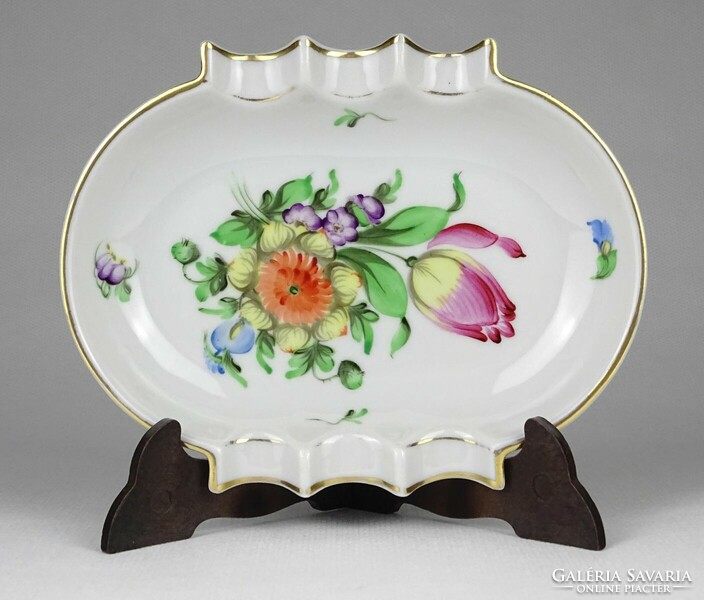 1M547 Herend porcelain ashtray with an old tulip pattern