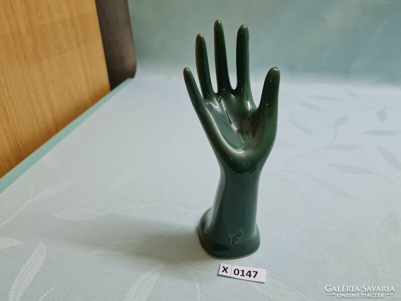 X0147 Kerámia kéz gyűrűtartó 19 cm