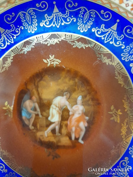 Early 20th century romantic hand-painted plate. Marked. 15 Cm.