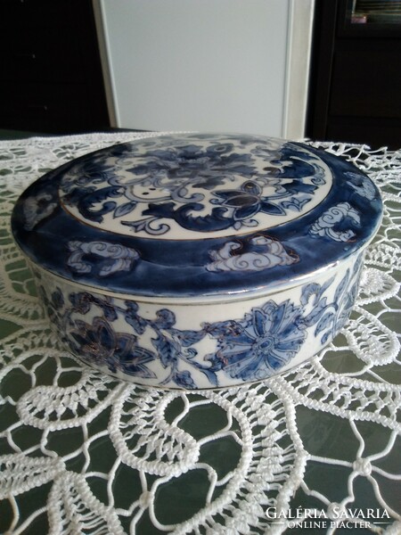 Porcelain lidded container with an oriental blue and gold pattern, marked Terebess!