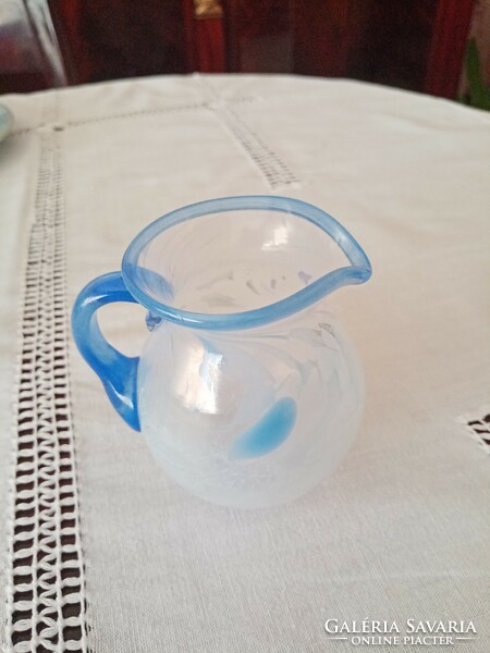 Muránói kék - fehér kézműves  szakított fátyol üveg kancsó / kiöntő