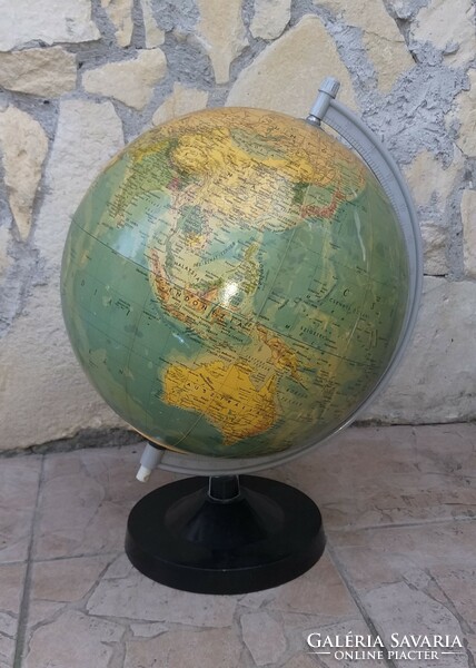 Retro large globe 30 cm