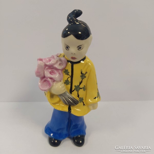 Ritka Herendi porcelán kínai figura virágcsokorral