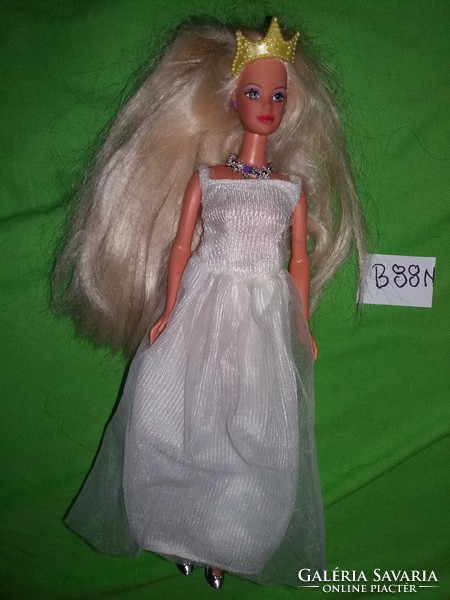 Retro eredeti MATTEL 1966 hercegnő Barbie baba képek szerint B 88 N