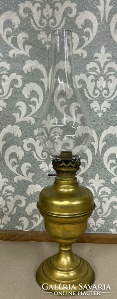 Antik asztali petróleum lámpa üveggel