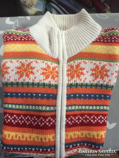 Norwegian pattern, soft, warm knitted women's woolen cardigan, size 44/46, m/l, Austrian