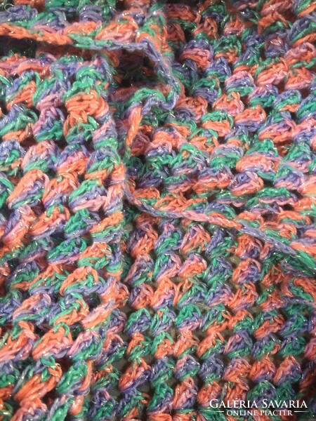 Triangular crochet scarf