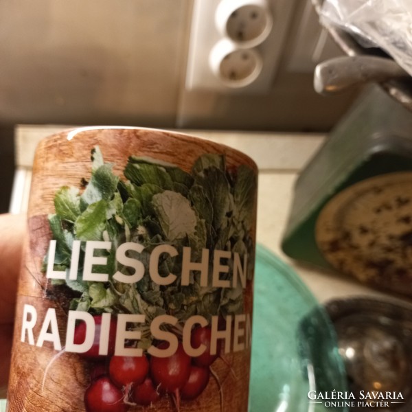 2 German vegetable mugs