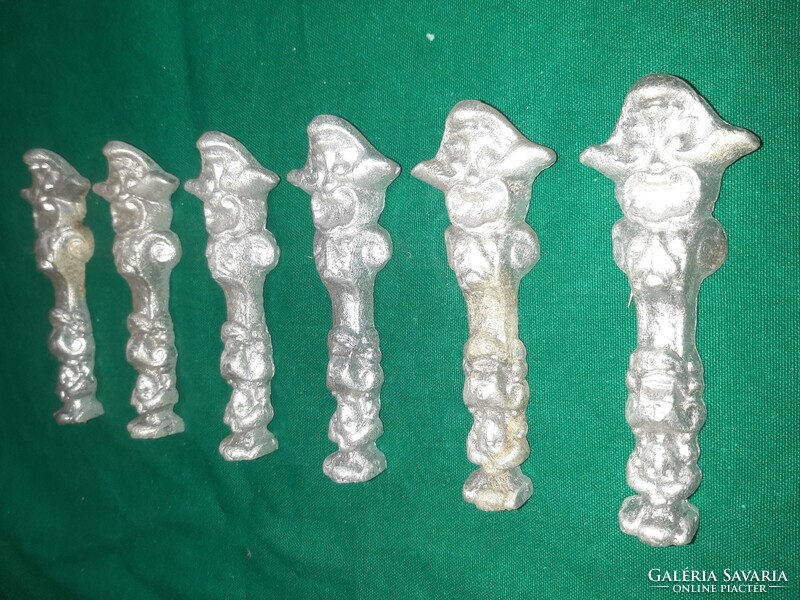 6 goddess figures made of aluminum