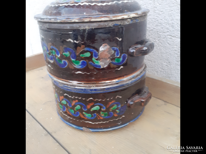 Folk food barrel earthenware vessel