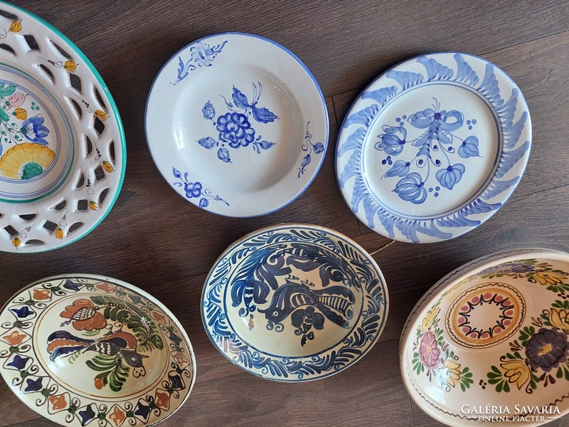 Korondi bird, openwork haban, etc. plates together with 5 farmhouse decorations