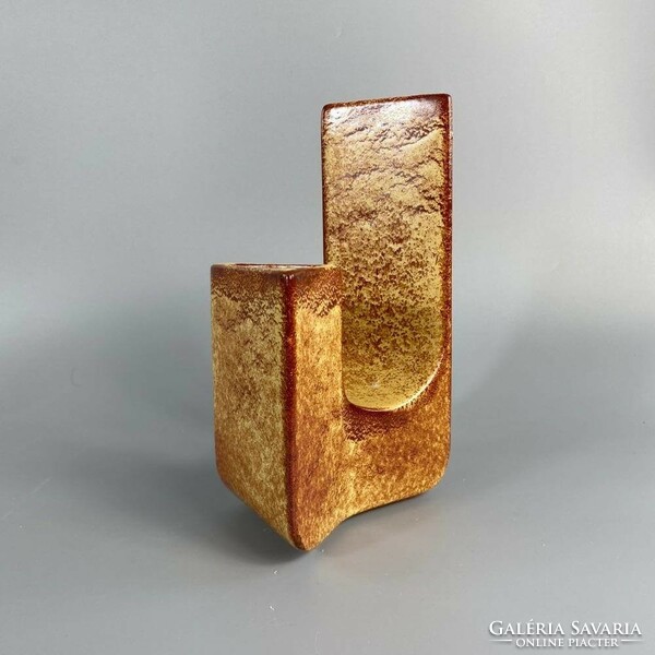 Double-sided vase by Robert Rigon Bertoncello