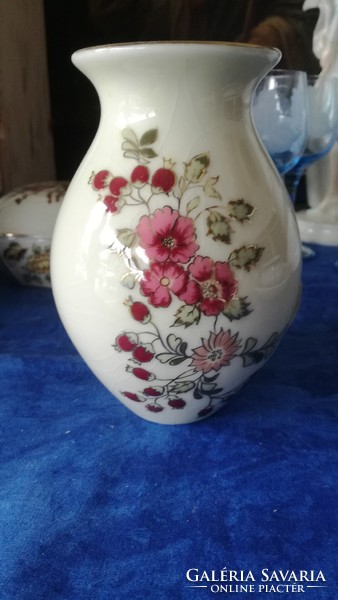 Zsolnay vase with rosehip pattern