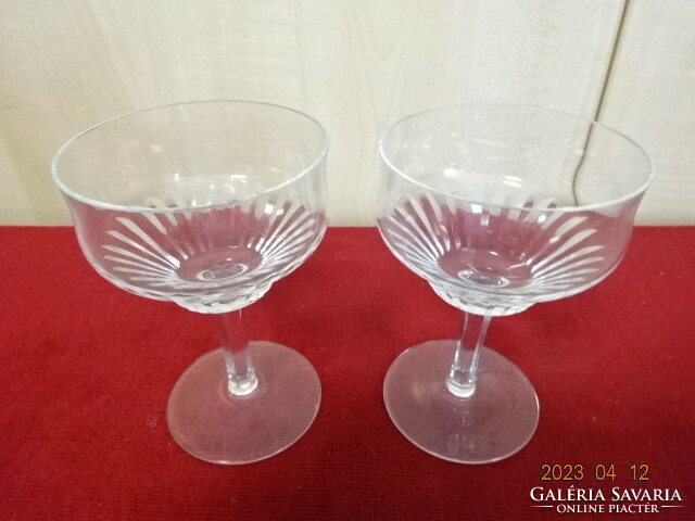 Glass goblet with lip base, two pieces, height 12 cm. Jokai.