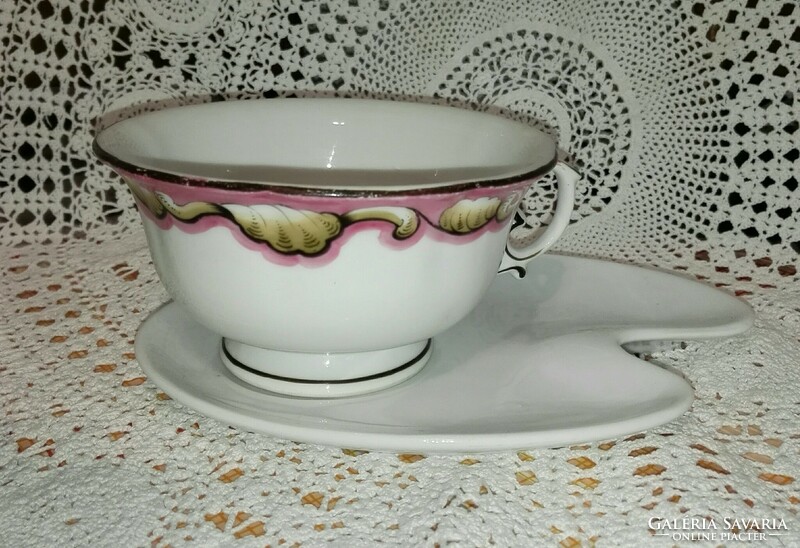 Porcelán teás  csésze tányérral.