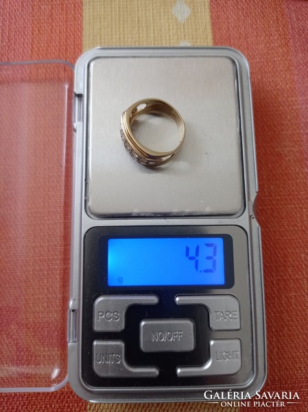 Cirkon köves arany gyűrű 17 mm