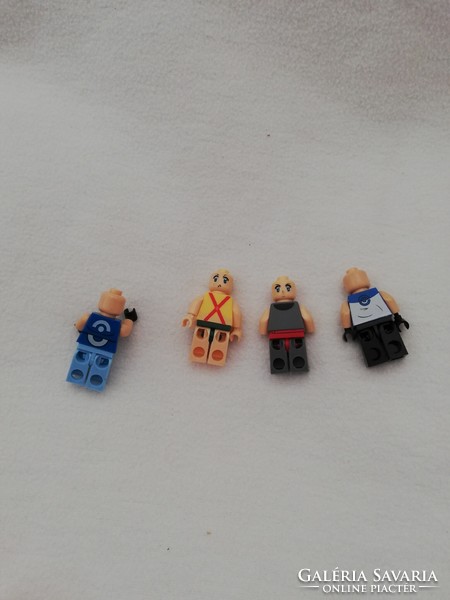 Lego figurák A15