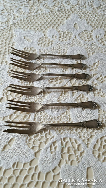 Beautifully crafted, silver-plated dessert fork