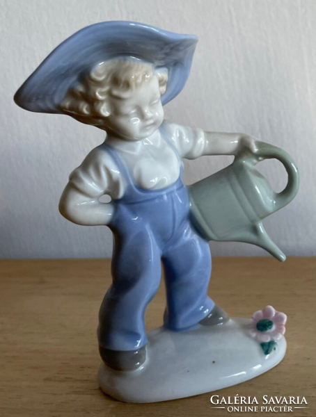 Carl scheidig graefenthal - watering boy (porcelain)