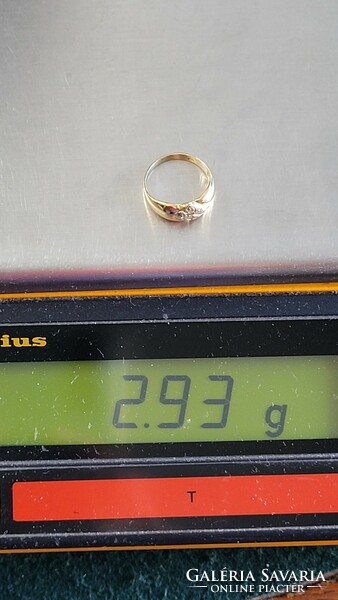 14 K arany gyűrű 2,93 g