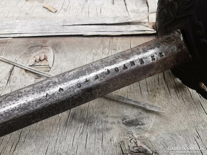 A dagger from the 1700s