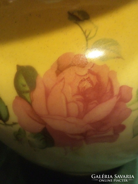 Régi Hollóházi, rózsás porcelán váza