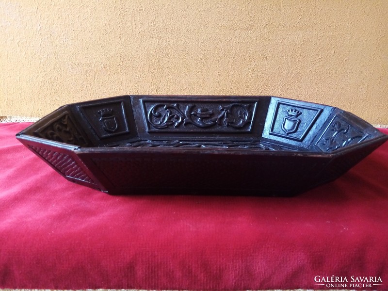 Antique lingel wooden bowl/centerpiece, xlx.Sz. First half.- 1846 -