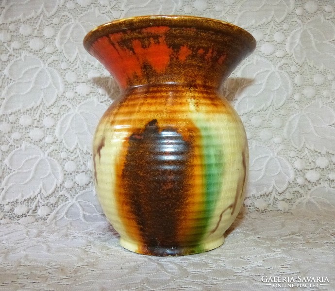 Retro tapestry - ceramic vase.