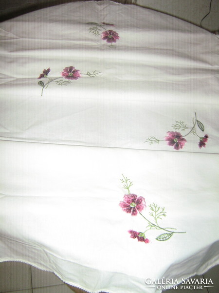 Beautiful machine embroidered floral white tablecloth runner